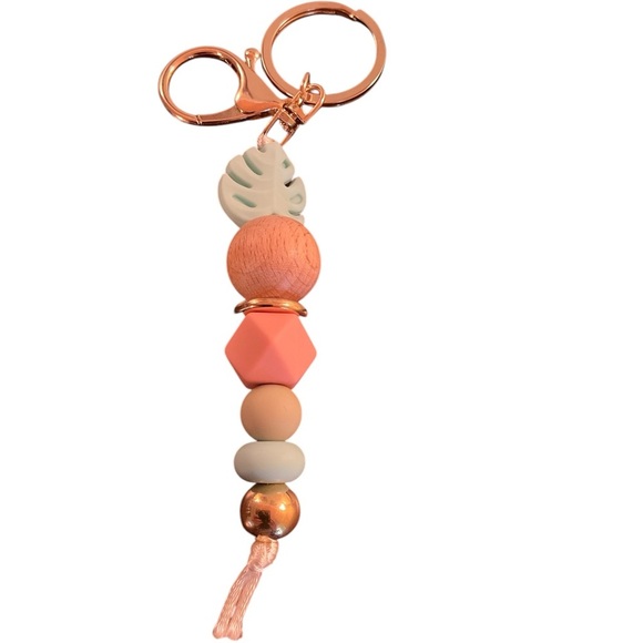 Detachable Keychain and Card Holder - Picture 3 of 3